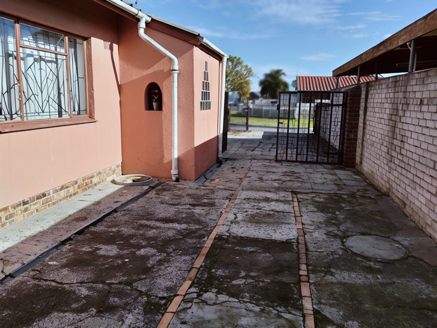 3 Bedroom Property for Sale in Rosedale Western Cape